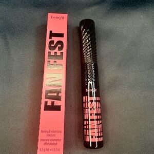 Benefit Fan Fest Mascara